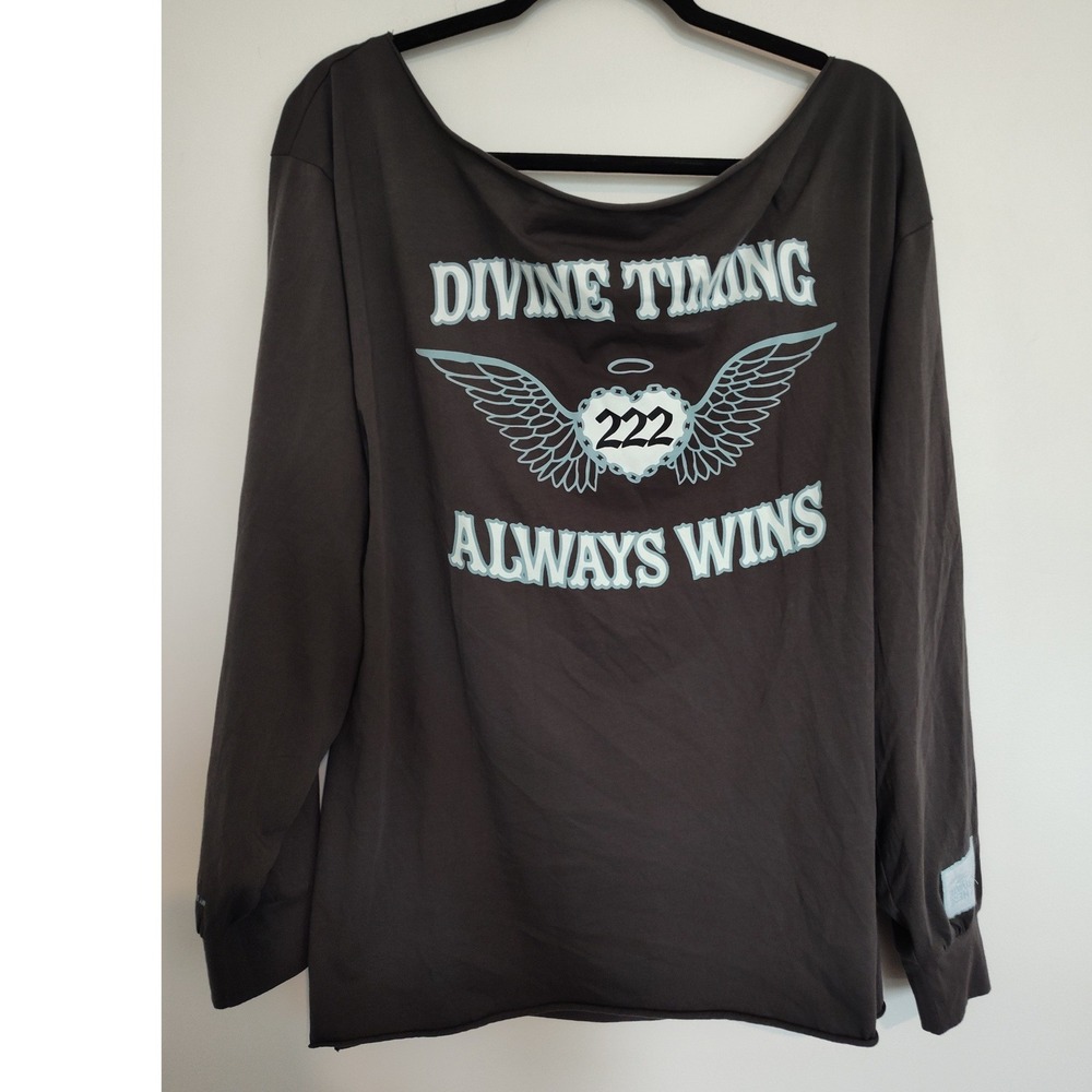 The Mayfair Group Divine Timing 222 Off Shoulder Long Sleeve Tee Grey S/M